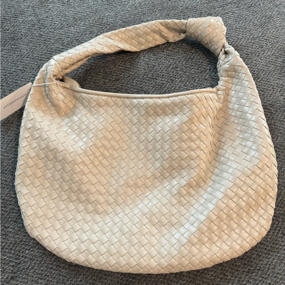 Melie Bianco Woven Hobo Bag in Light Beige/Cream